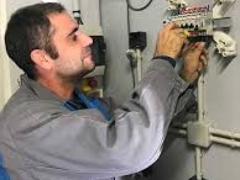 Technicien de maintenance